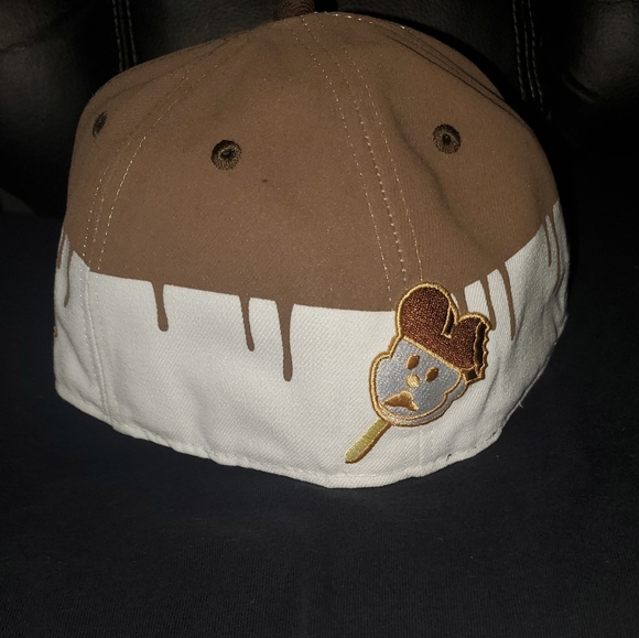 Very Rare Mickey Mouse Ice Cream Bar New Era Hat 7 1/2 - Picture 3 of 12